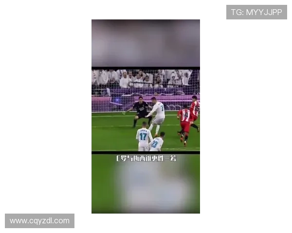 凤仙足球明星的崛起与成就揭秘，谁是当今最耀眼的球场之星