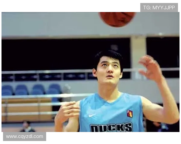 全运会特别报道：南京篮球队如何逆袭夺冠的传奇故事与奋斗历程