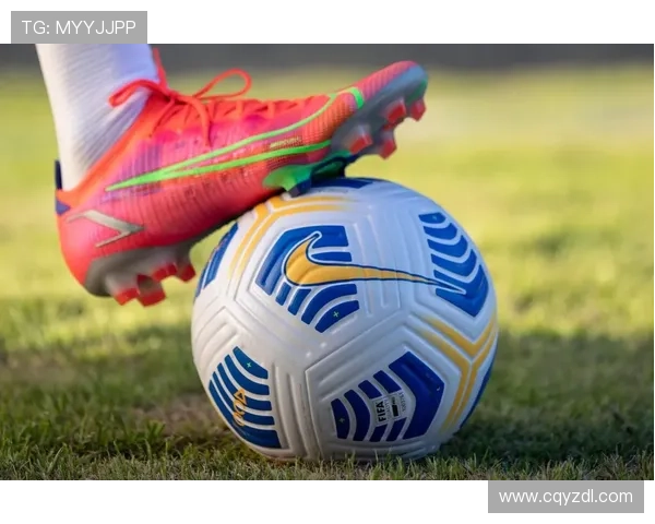 耐克足球明星代言的魅力与影响力解析及其对品牌形象的塑造