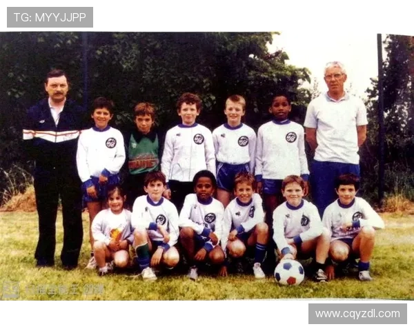 足球明星的成长之路从何开始探寻他们的启蒙与奋斗历程